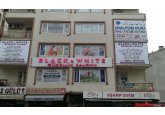 Black White Güzellik Salonu